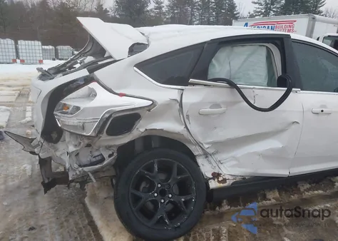 2012 Ford Focus Titanium из США, поврежденный, VIN 1FAHP3N29CL218649